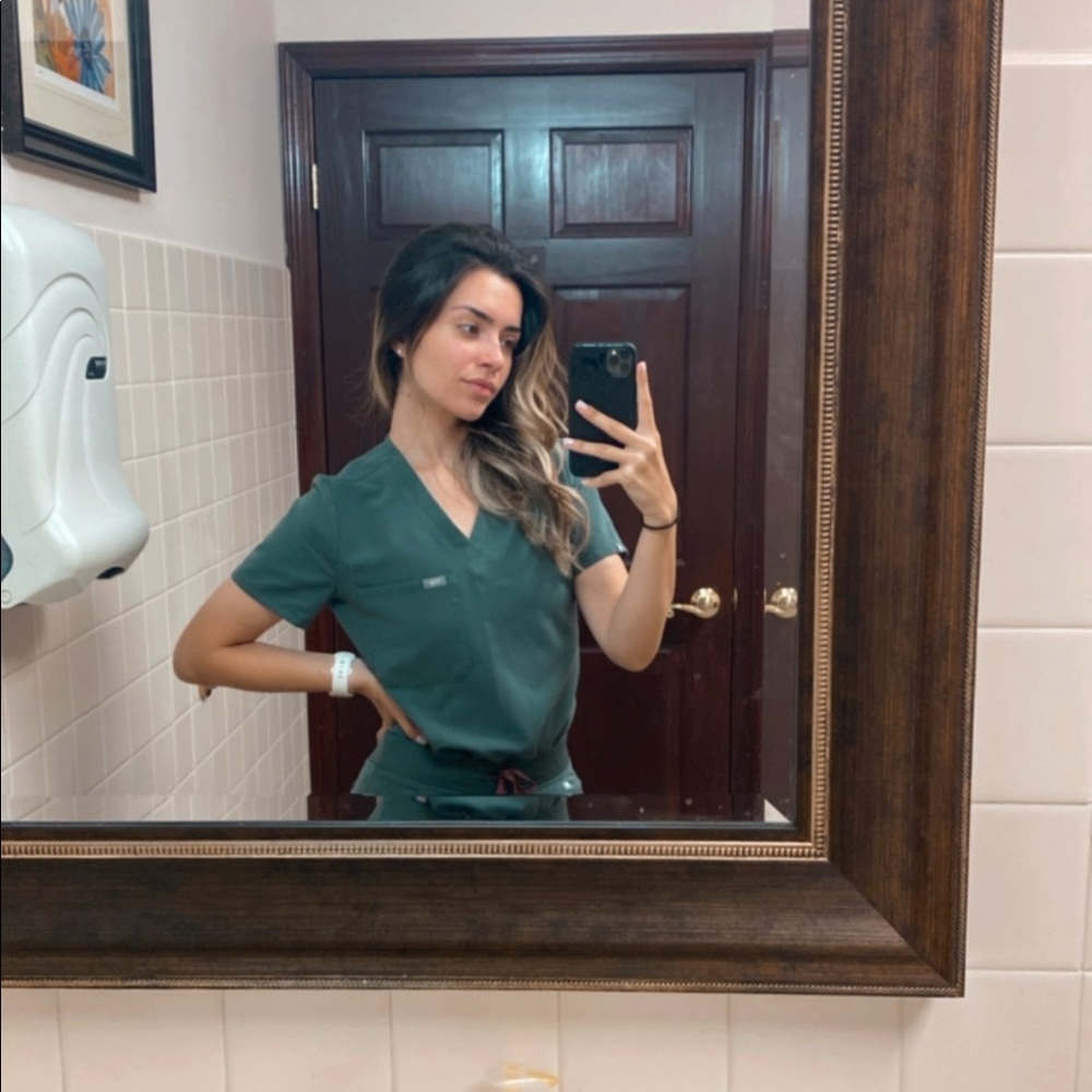 Meet your Posher, Sara